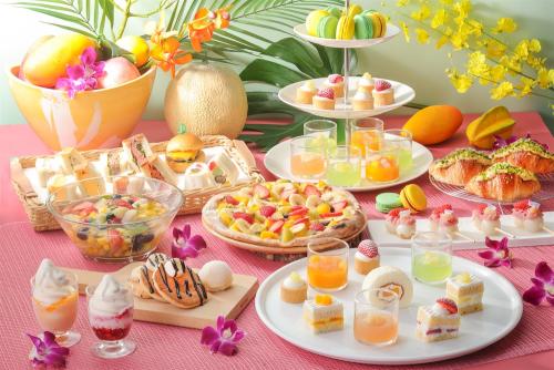 「サンドウィッチ＆スイーツビュッフェ～サマーフルーツコレクション～」イメージ