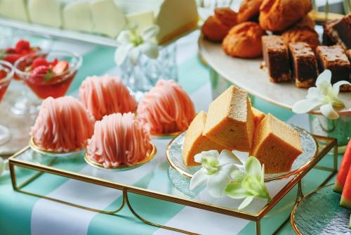 「サマーデザートワゴンランチ」イメージ