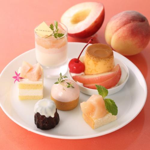 「KIHACHIのアフタヌーンティー ~ピーチスペシャル~」税込み8,800円