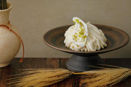 「Harvest Voyage Afternoon Tea ～北海道と和歌山県が織りなす秋の味わい～」イメージ