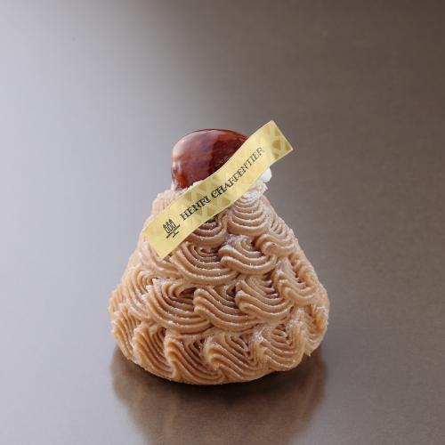 「アンリ・シャルパンティエ」の「モンブラン」842円