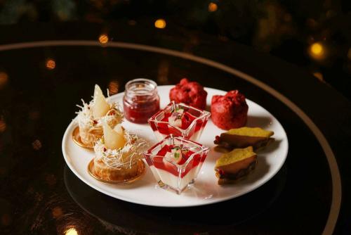 「クリスマスアフタヌーンティー」イメージ