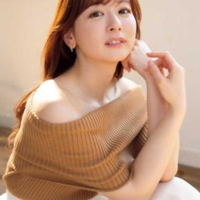 皆藤愛子が『FLASH』初表紙に登場♡変わらぬ透明感が話題！ | StartHome