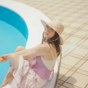 桜井日奈子の大人可愛い姿満載♡2026年カレンダーが登場！