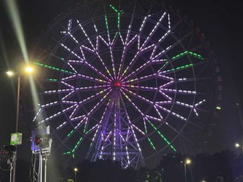 ダイヤと花の大観覧車の点灯式④