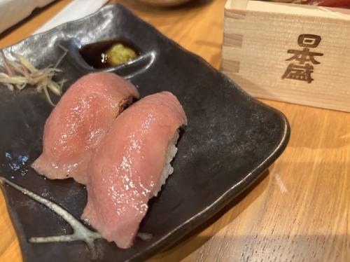 肉の鮨