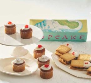 昭和レトロにときめく♡フェアリーケーキフェアの夏限定カップケーキ