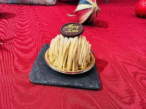 帝国ホテル 大阪のクリスマスケーキです。