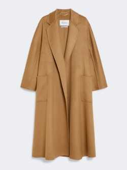 マックスマーラの象徴“キャメル”を体感。名品コートや限定アイテムが