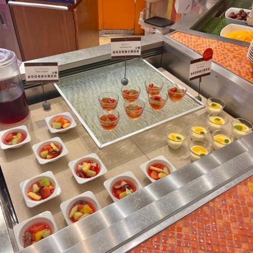 クリスマスブッフェのデザート1