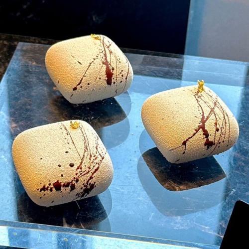 コンラッド大阪　クリスマスケーキ④