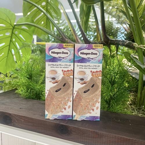 ハーゲンダッツ のロイヤルミルクティークランチ②