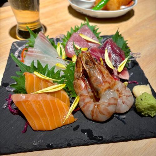 魚心あれば酒心の刺身1