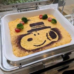 帝国ホテル大阪の｢ドアマン･スヌーピー｣誕生25周年記念♡ランチバイキングでお祝い