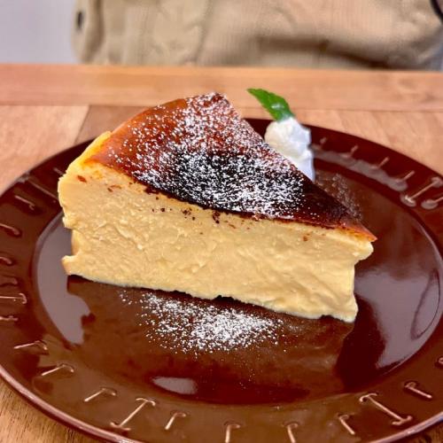 cafeマチノ木のバスクチーズケーキ1