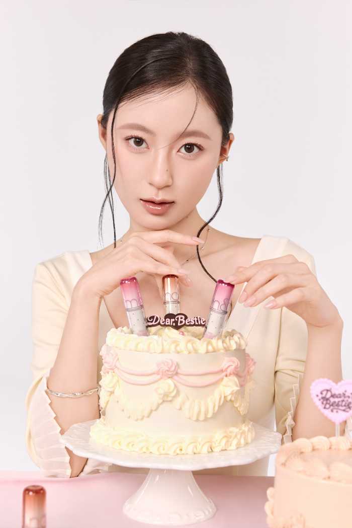 rom&ndの10周年記念ティントが登場♡限定3色で祝う特別なバースデーカラー