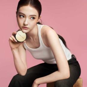 M·A·Cの新クッションファンデーション登場♡美容液仕立てで叶える洒落感ツヤ肌