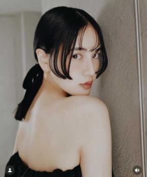 “前髪ありヘアが最強”藤井夏恋、美背中際立つバックショット公開「肩にゆで卵」