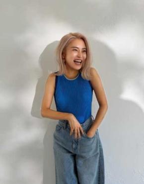 意外な“黒髪派”の反応も…小島瑠璃子、金髪から“春色”への激変ショットを公開！「何枚目が好き？」の問いかけにファン悶絶