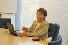 「教える」をやめて「問いを耕す」へ。伊藤教授が語る、“10年先”を見据えた教育改革論