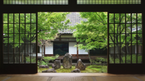 人手不足解消へ！AIが旅館業務を劇的に効率化する新サービス始動