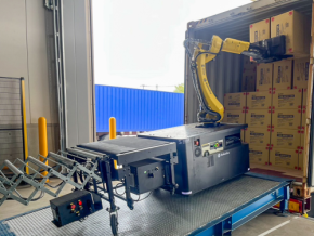 【日本初導入】AI荷降ろしロボット「RockyOne」が稼働開始！30kgまで自動対応、物流の常識を変える!?
