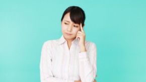約5割が「○○不満で退職検討」　働く人を悩ませる“もやもや”の正体とは