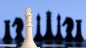 管理職が「なって良かった」と感じること、1位は“意思決定への関与”—報酬より権限を重視する傾向強まる