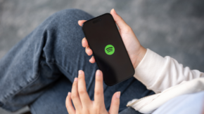 電通デジタルとSpotifyが共同開発、スマホ・購買・TVデータ統合で広告効果をリアルに可視化