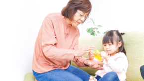 テクノロジー教育って難しい?スマホ世代の親が知っておきたい、子どものデジタルとの向き合い方