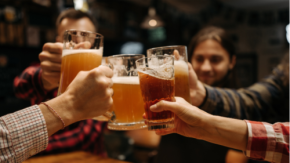 忘年会シーズン直前!飲食店の損失を減らす現実的ドタキャン対策とは