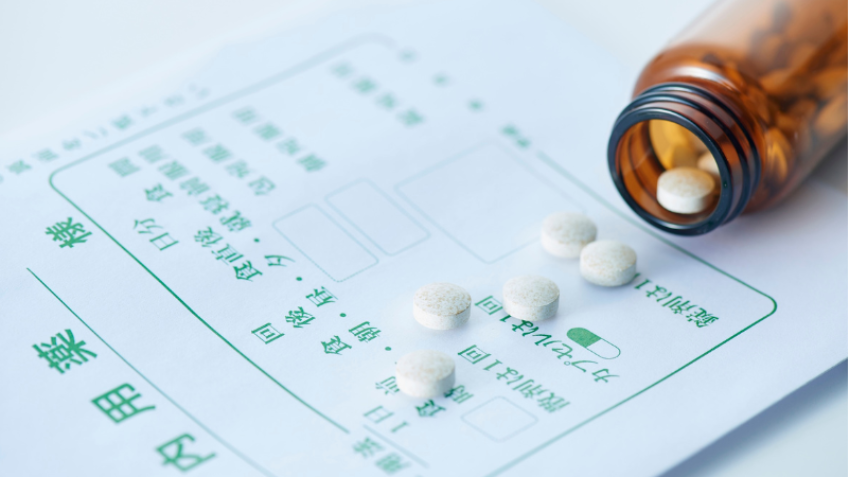 “導入しただけ”で終わらせない　薬局の声掛けを8週間で定着させる新サービス