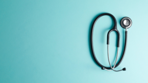 医療機関でAIは安全に使えるのか？OpenAI for Healthcareが提供する臨床・管理支援とは