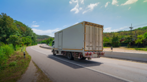 ローソンもEV導入へ！コンビニ物流で脱炭素化が一気に動き出した理由