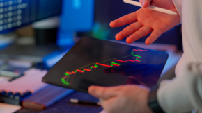 クレカ請求をビットコインで支払う？「EPOS CRYPTOカード」誕生、0.5％暗号資産還元も