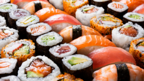 Uber Eatsが「お店と同じ価格」に！全国1.8万店で始動。デリバリーの“割高感”を解消し、家計の味方＆最強の時短ツールへ進化
