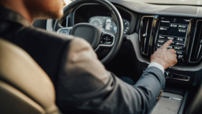 ドライバー不足時代の切り札になるか?自動運転トラックが関東―関西を定期運行