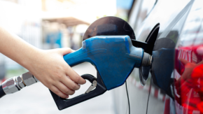 中小企業の7割が賃上げも、その中身は人材流出を防ぐ「防衛的な賃上げ」が6割超え