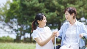 倒れてからじゃ遅い！「そろそろ危ない」をAIが事前に教えてくれる、これからの新しい高齢者ケア