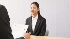 AIのせいで採用枠が減る!? 危機感に焦る大学生の5人に1人が就活スケジュールを「大前倒し」している過酷なリアル