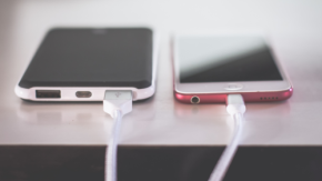 【バッテリーハック】スマホが熱くなる人は要注意!バッテリーを長持ちさせる簡単設定
