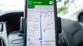 平面的でわかりにくい！Googleマップで『2本指で下にスワイプ』したら3D立体都市に変身する神ワザ