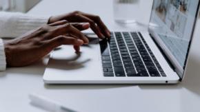 Appleの最新デスクトップPC「Mac Studio」登場！デスク上で巨大AIが動くモンスターマシン
