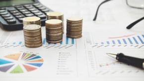 企業のコスト増、モノだけじゃない　サービス価格3.6％上昇、物流・ITも値上がり