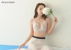 モデルNikiが着こなす新作ランジェリー、ノンワイヤーブラなど着用したビジュアル大公開!