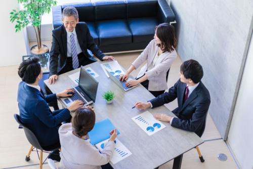 中小企業こそDX推進で「淘汰の波」を乗り越える