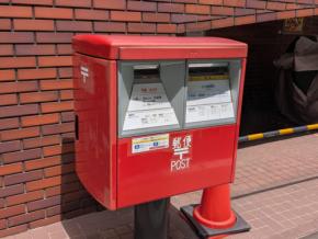 どれだけAIやデジタルが進化しても、「街角の赤ポスト」はなくならない【街で見つけたDX】