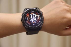 LTE通信に対応!単体でメッセージの送受信などができるGarmin最高峰モデル「fēnix 8 Pro」が登場