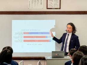 「バイアンドホールド」桜丘中学・高等学校で5回目となる金融教育の特別授業を実施