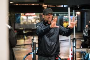 『タービュランス 絶空 16,000フィート』クラウディオ・ファエ監督オフィシャルインタビュー「本作は、人間の回復力と真実の解放力の核心へと迫る旅」